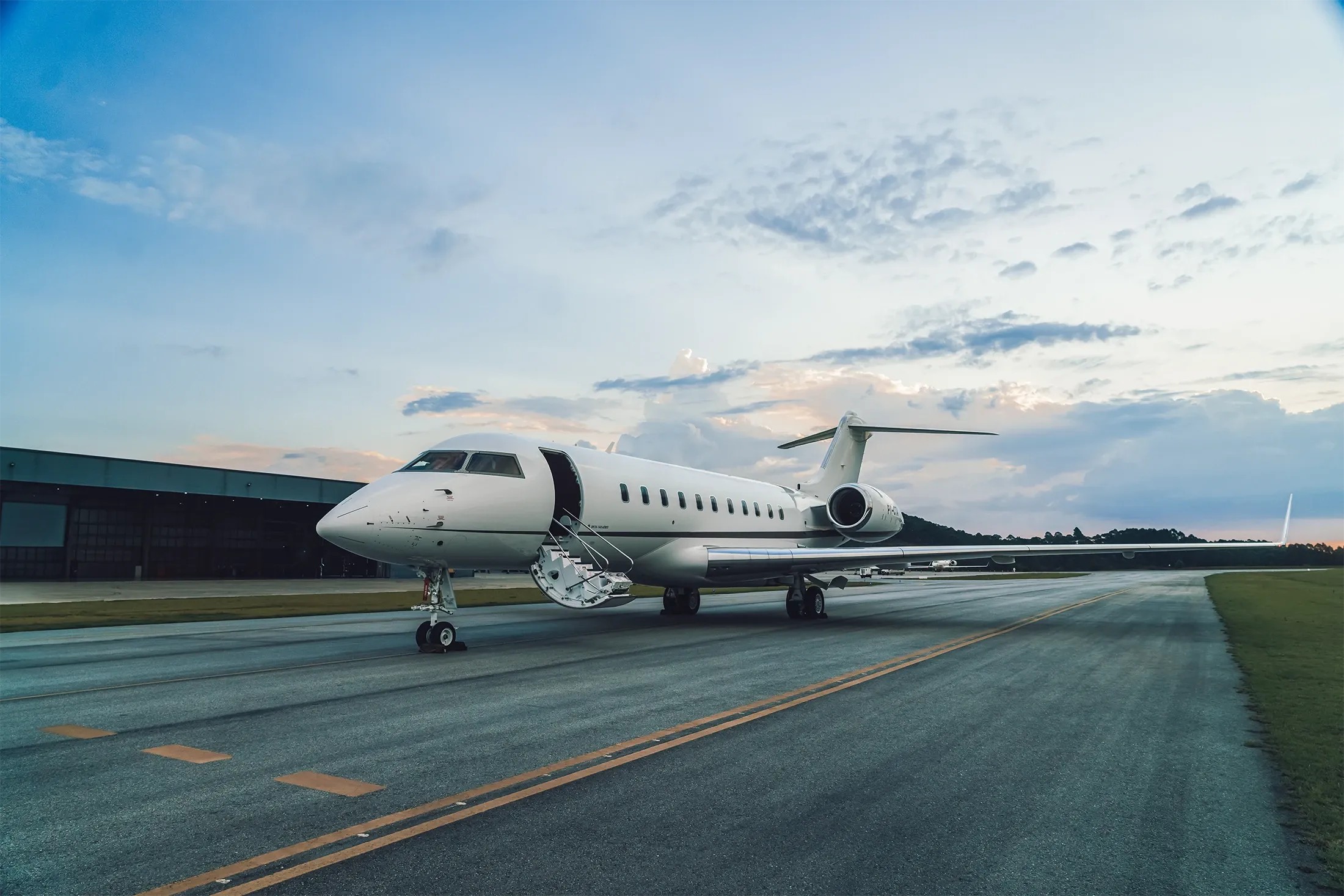 BOMBARDIER GLOBAL 5000